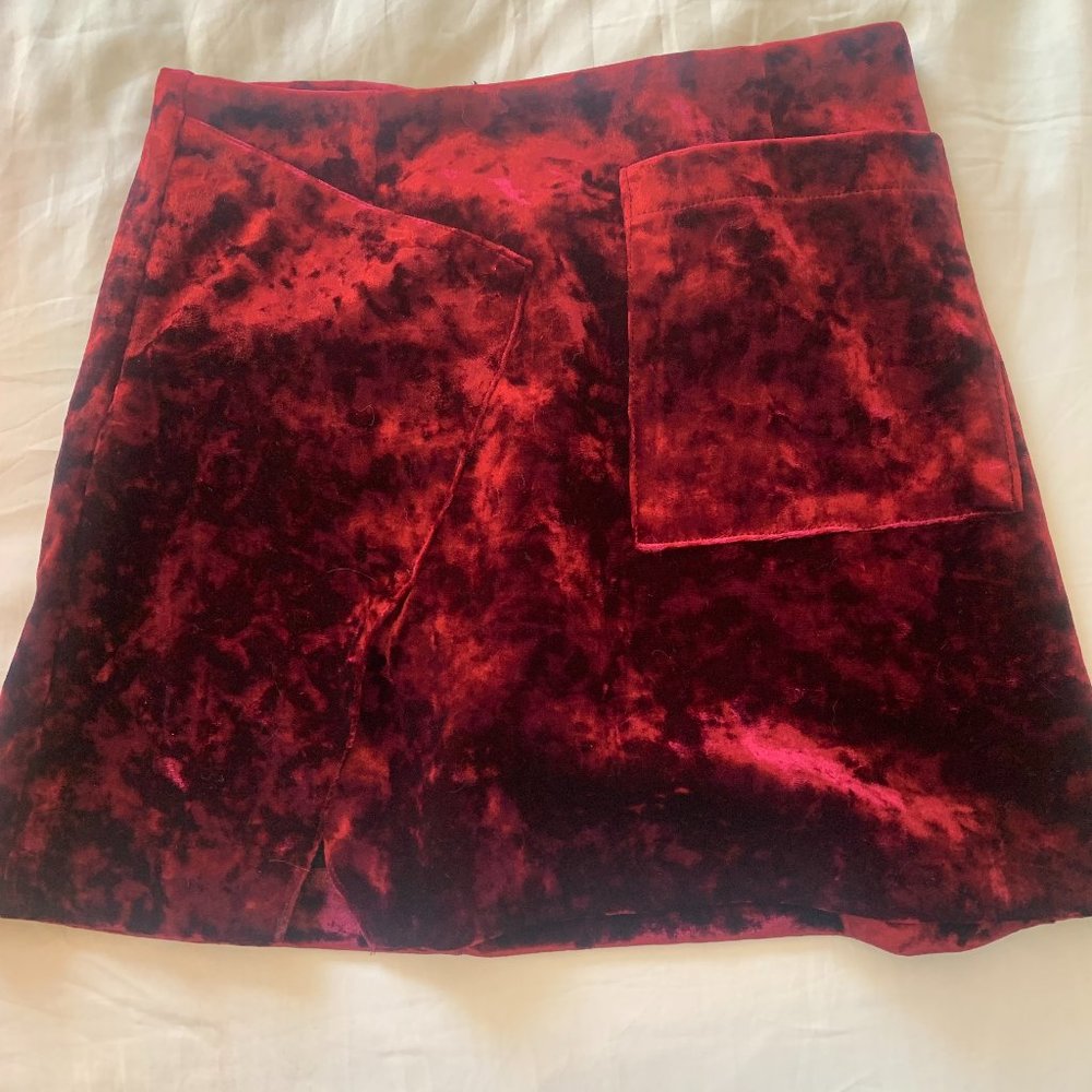 STORETS Red Velvet Skirt